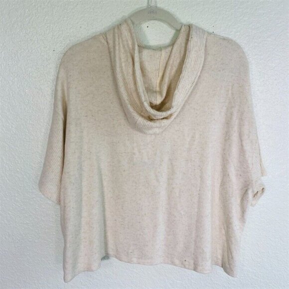 NWT Calme M Cozy Hooded Ivory Crop tee Shirt 115375 - Picture 2 of 2